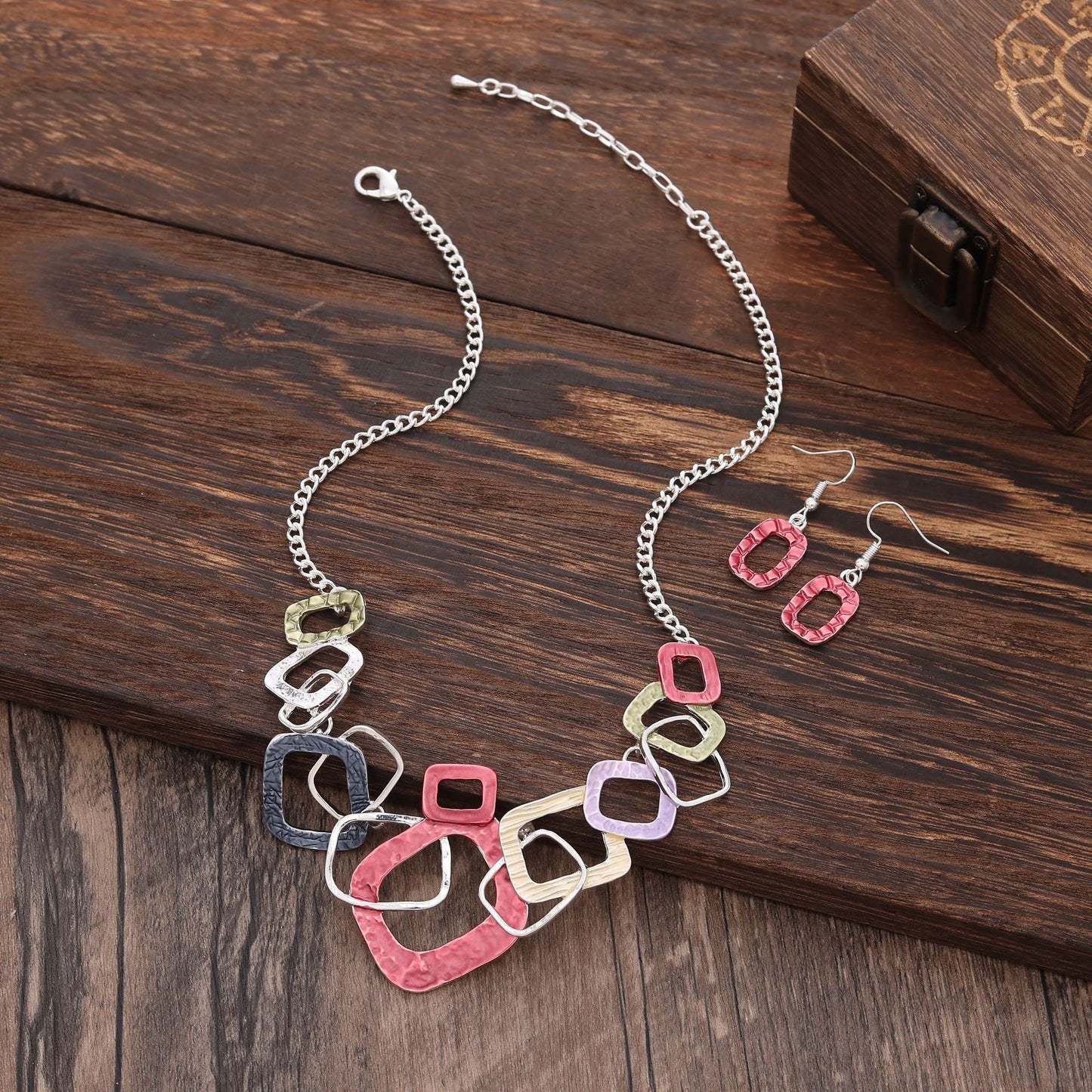 Necklace set